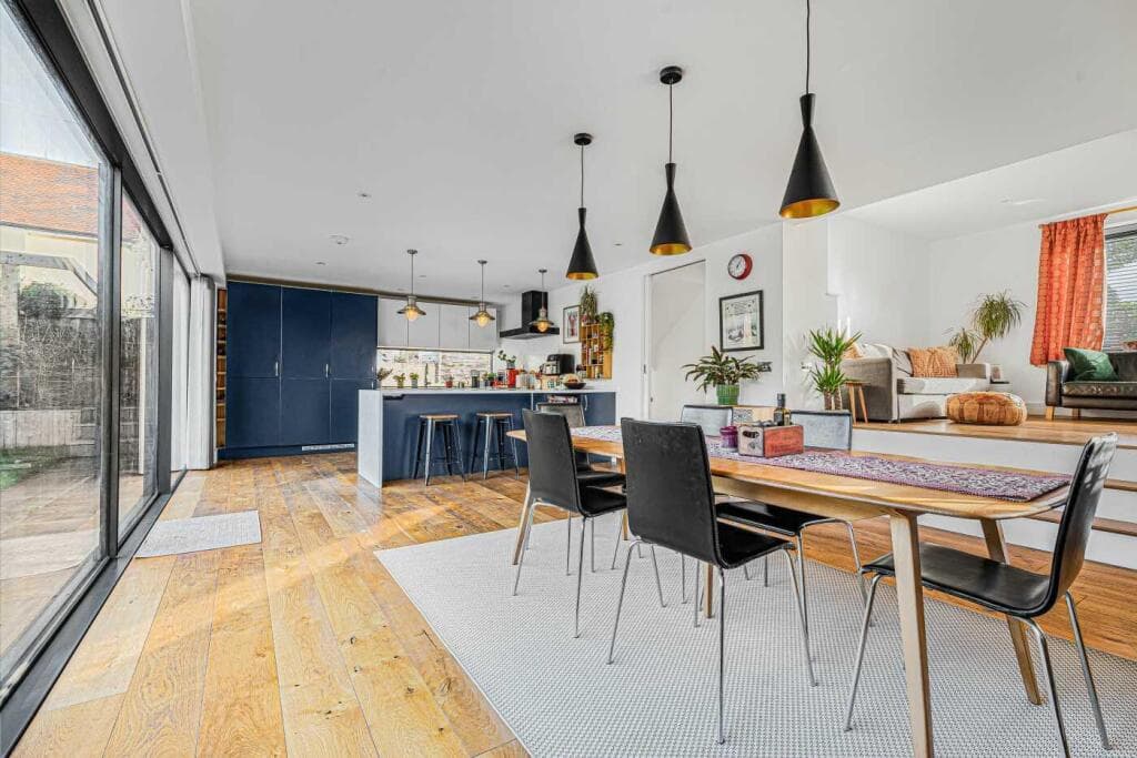 5 bedroom detached house for sale in Greys Road, Henley-on-Thames, RG9