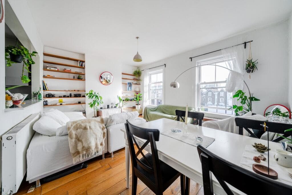 2 bedroom flat for sale in Peckham Rye, Peckham, London, SE15