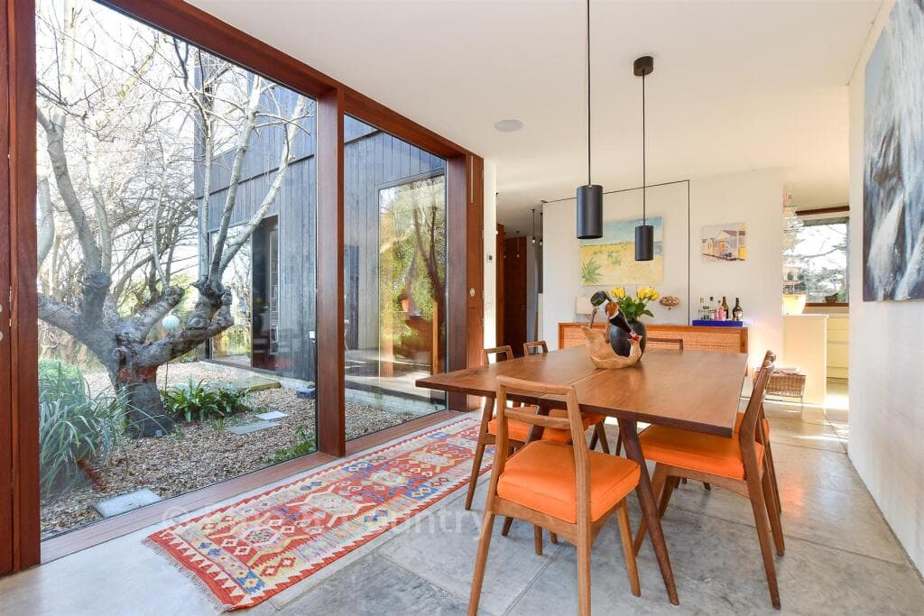 5 bedroom detached house for sale in Uplands Road, Totland Bay, Isle of Wight, PO39