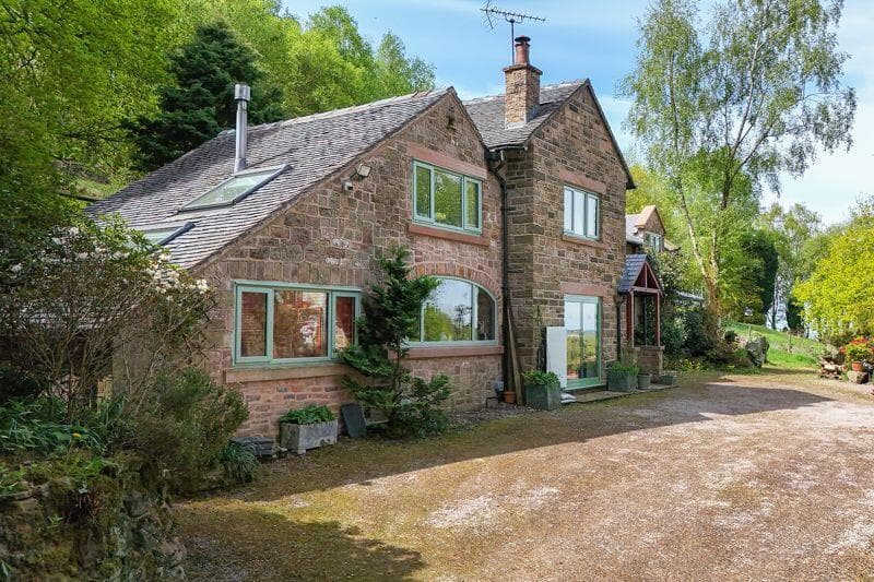 4 bedroom detached house for sale in Tunstall Road, Timbersbrook, Congleton, CW12