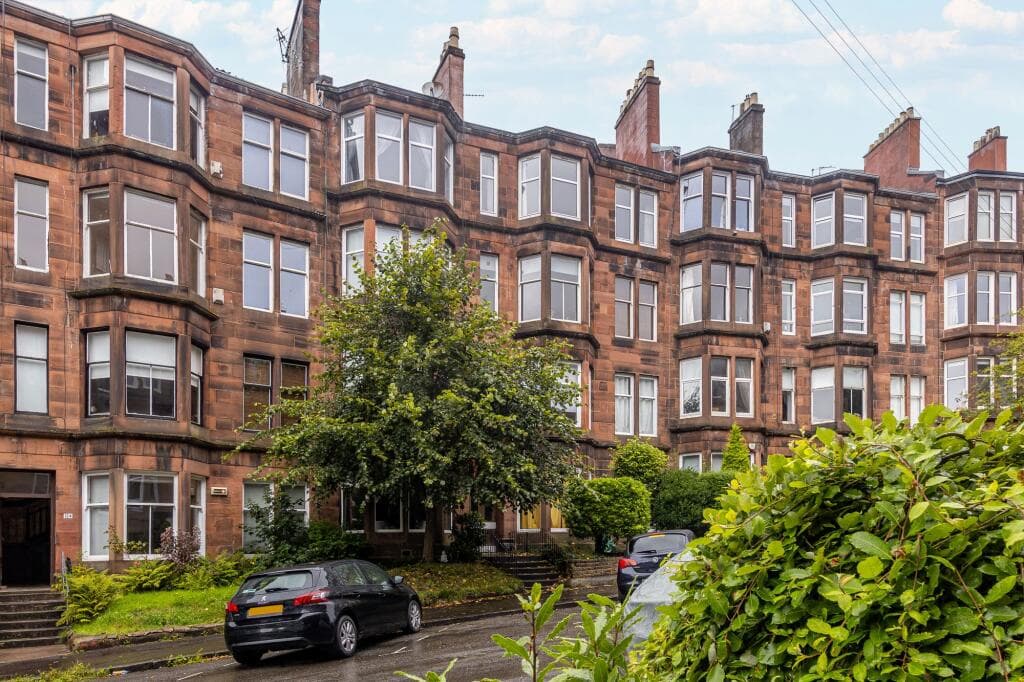 2 bedroom apartment for sale in Novar Drive, Hyndland, Glasgow, G12