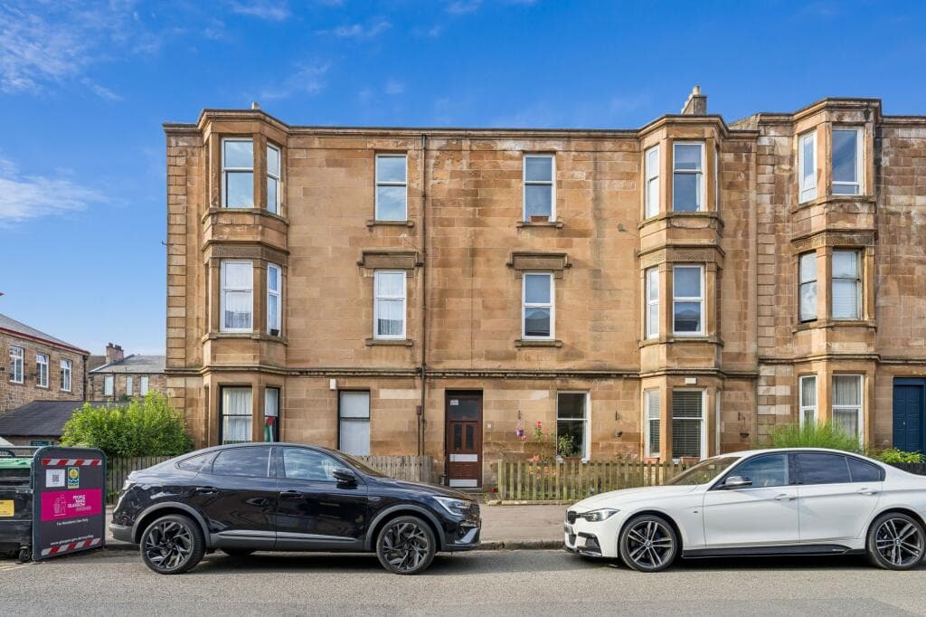 2 bedroom flat for sale in 17 Melville Street, Flat 2/2, Pollokshields, Glasgow, G41 2JJ, G41