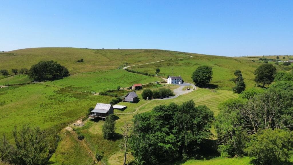 3 bedroom detached house for sale in Abbeycwmhir, Llandrindod Wells, Powys, LD1
