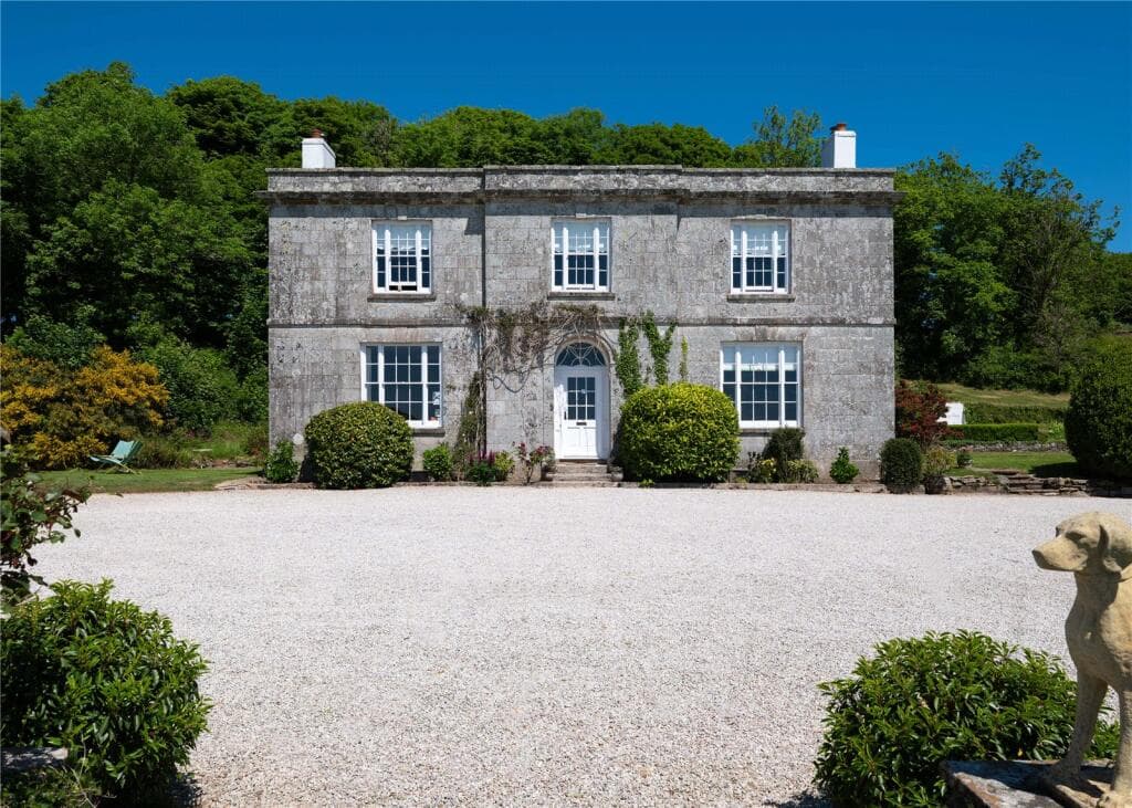 Equestrian facility for sale in Ladock, Truro, Cornwall, TR2