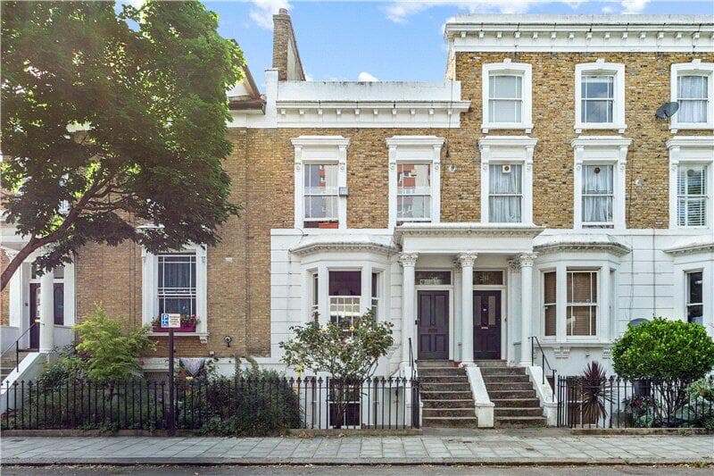 1 bedroom apartment for sale in Guildford Road, London, SW8