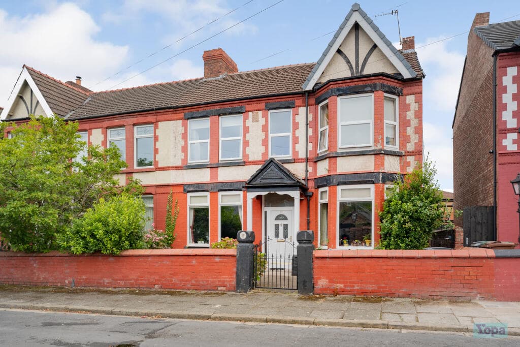 5 bedroom semi-detached house for sale in Alpha Drive, Birkenhead, CH42