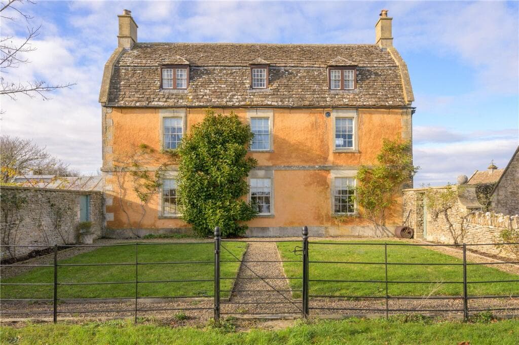 5 bedroom detached house for sale in West Yatton, Yatton Keynell, Chippenham, Wiltshire, SN14