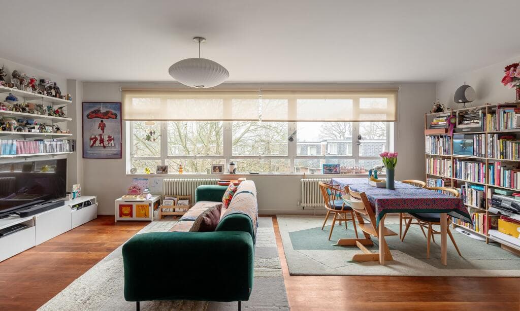 2 bedroom flat for sale in Farquhar Road, Glenhurst Court, SE19