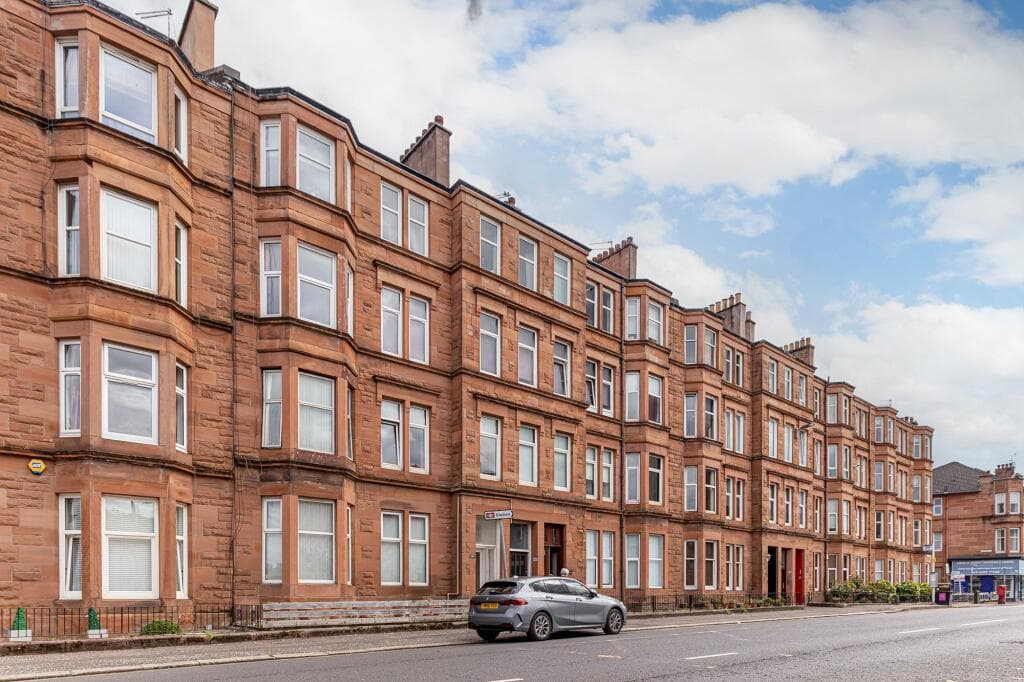 1 bedroom apartment for sale in Clarkston Road, Muirend, Glasgow, G44