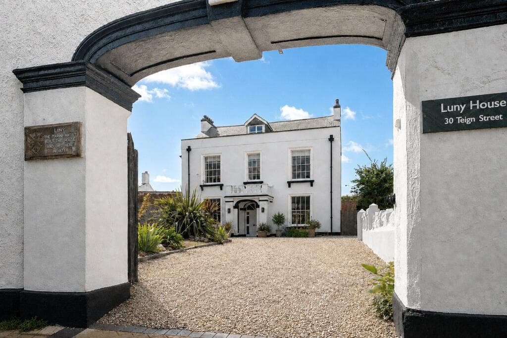 7 bedroom detached house for sale in Teign Street, Teignmouth, Devon, TQ14