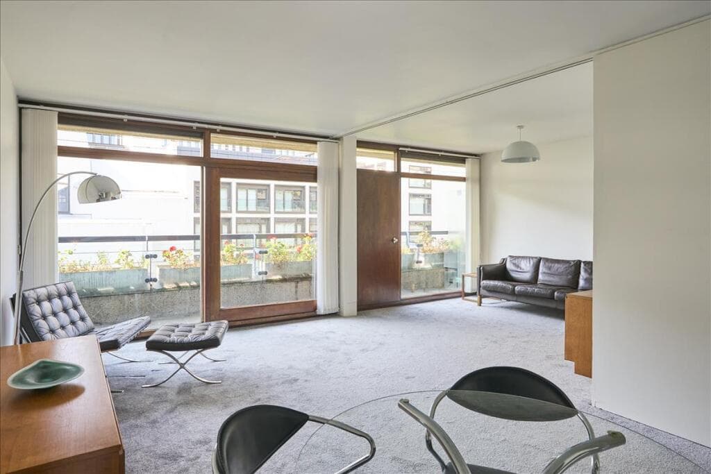 1 bedroom apartment for sale in Andrewes House, London, EC2Y