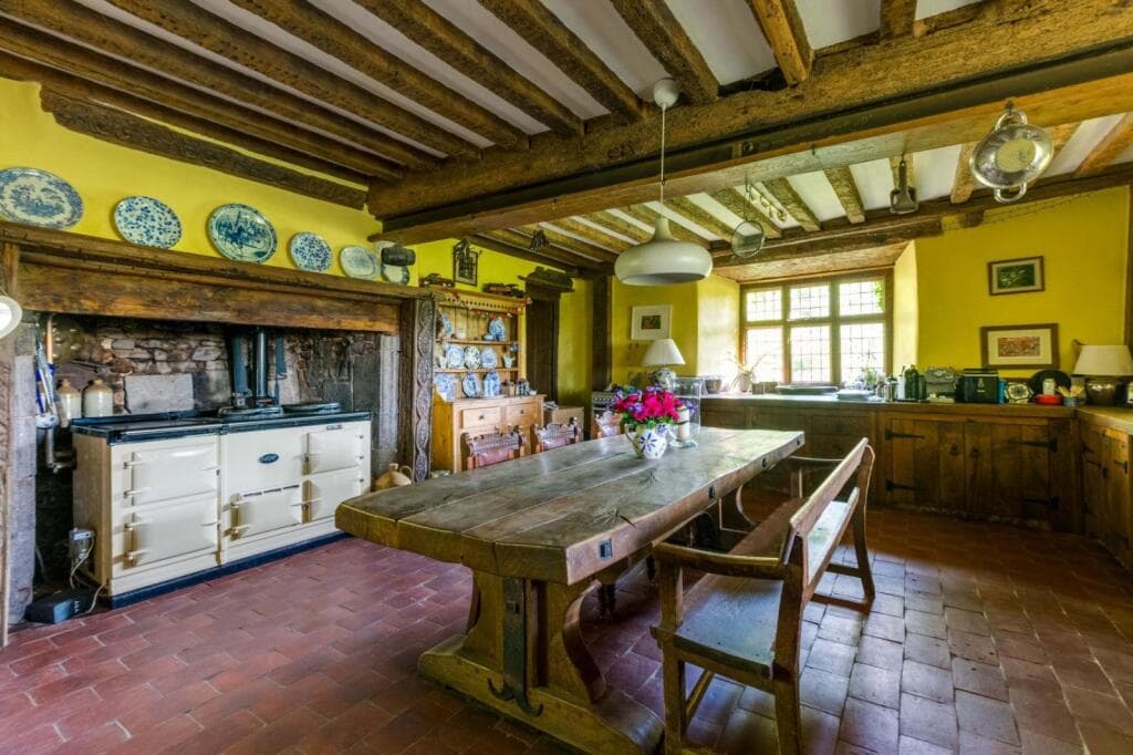 7 bedroom detached house for sale in Cheriton Fitzpaine, Crediton, Devon, EX17