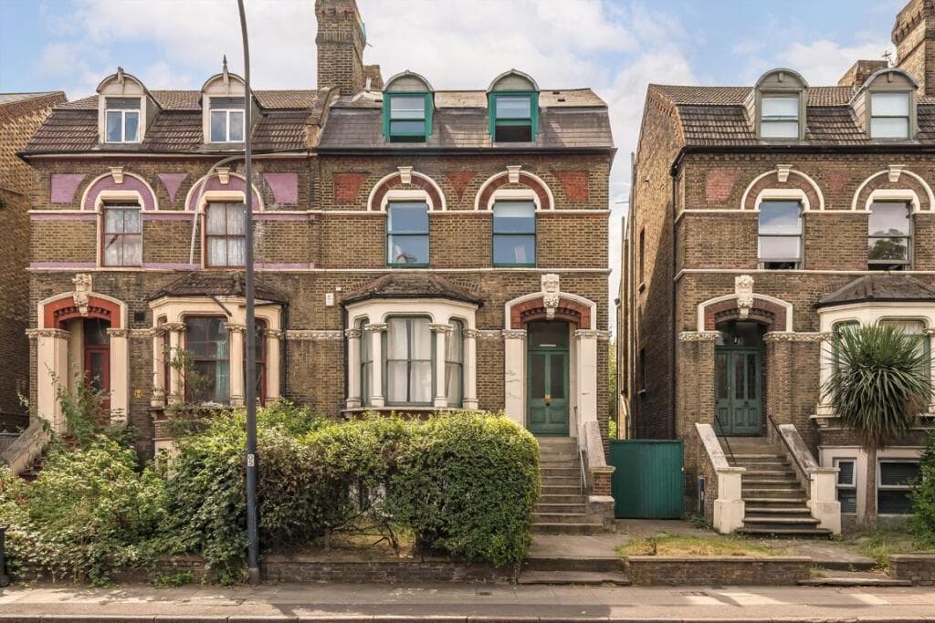 1 bedroom flat for sale in Queens Road, New Cross, SE14