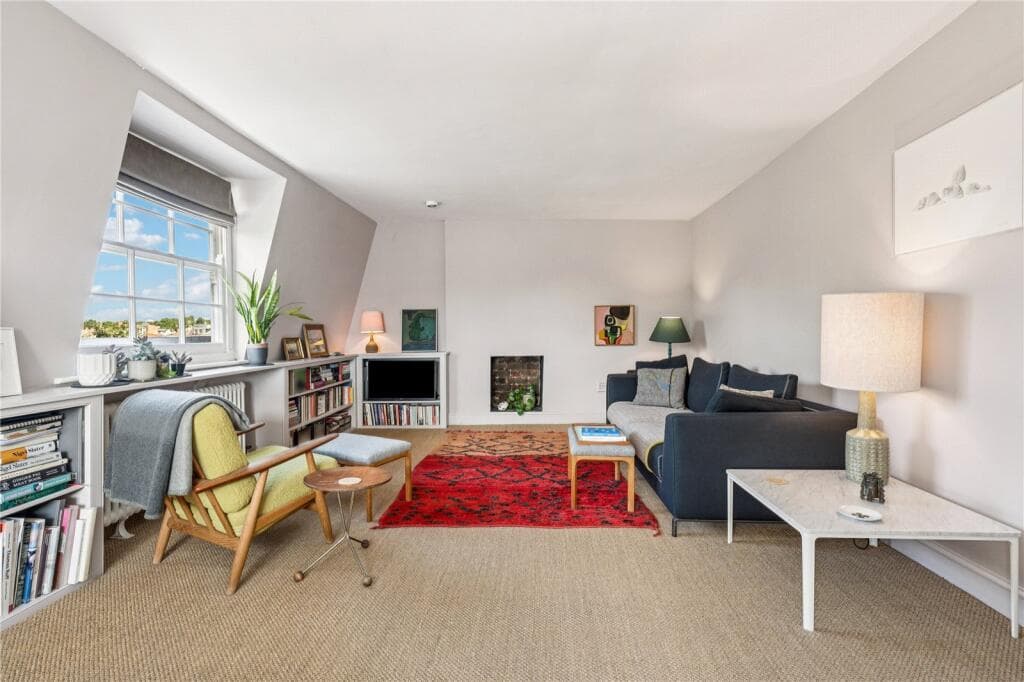 1 bedroom apartment for sale in Thornhill Crescent, London, N1