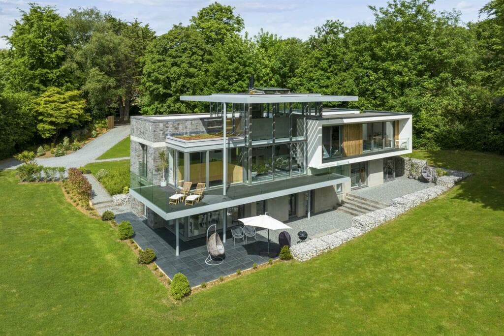 5 bedroom detached house for sale in Hoe Lane, Abinger Hammer, Dorking, RH5