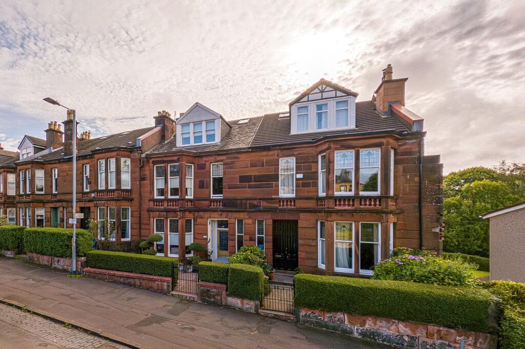 5 bedroom terraced house for sale in Churchill Drive, Broomhill, Glasgow, G11