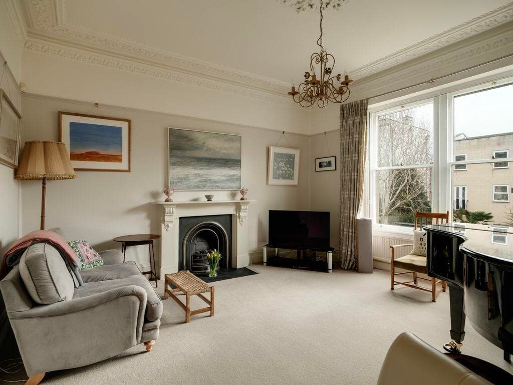 6 bedroom semi-detached house for sale in Wellington Park | Clifton, BS8