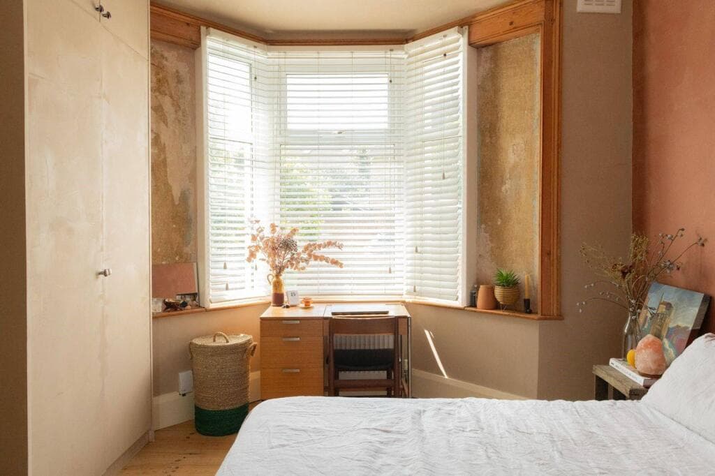 1 bedroom flat for sale in Grange Park Road, Leyton, E10