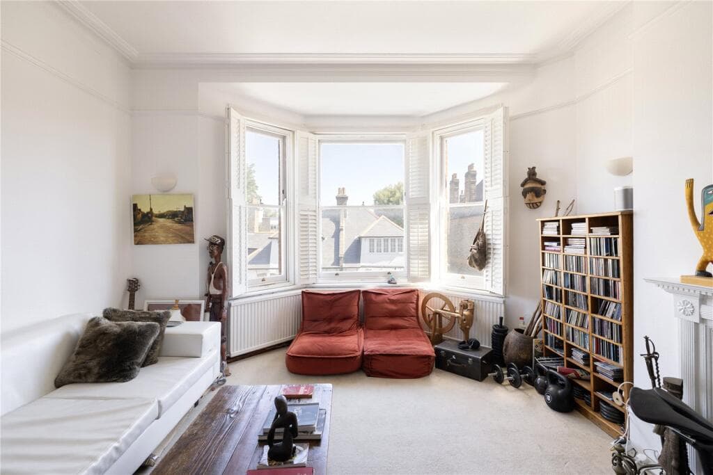 3 bedroom apartment for sale in Antrim Mansions, Antrim Road, London, NW3