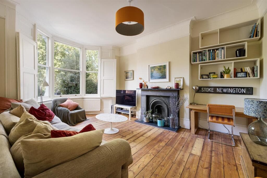 5 bedroom terraced house for sale in Stoke Newington Common, Stoke Newington, N16