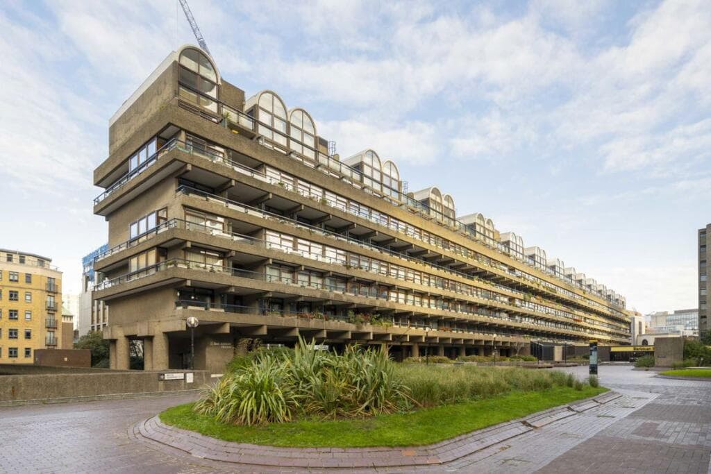 1 bedroom flat for sale in Barbican, Ben Jonson House, EC2Y