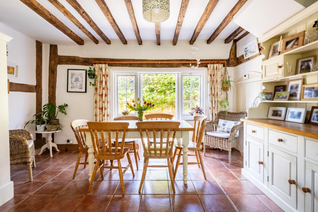 5 bedroom house for sale in Frensham Lane, Wishanger, Farnham, Surrey, GU10