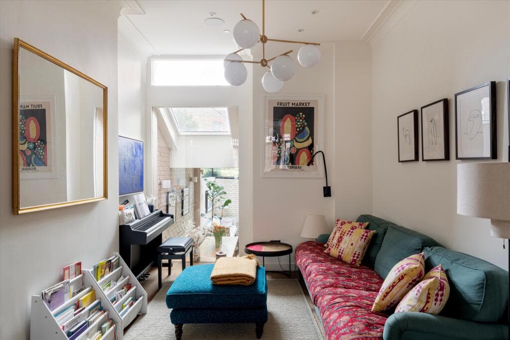 4 bedroom terraced house for sale in Northolme Road, London N5., N5