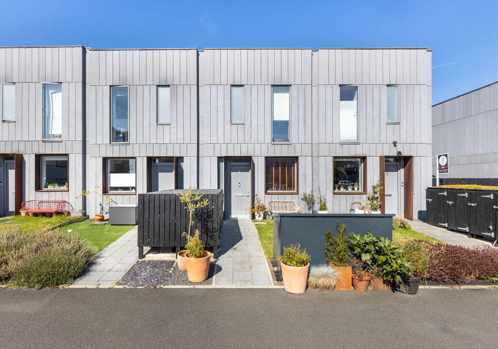 3 bedroom terraced house for sale in The Plateau, Smiths Dock, North Shields, North Tyneside, NE29