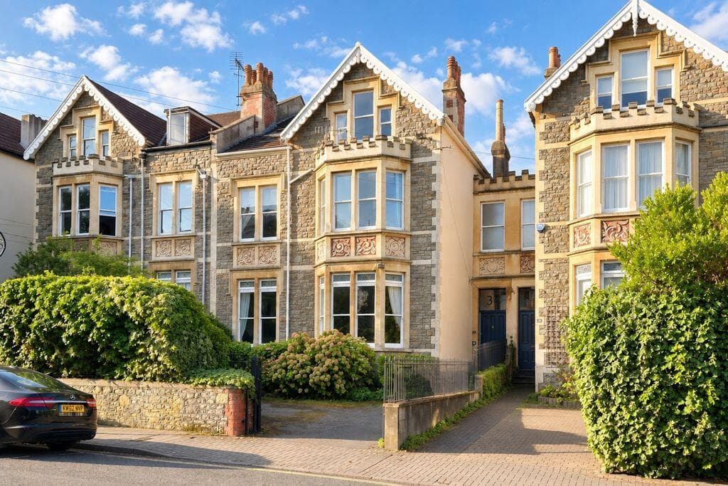 7 bedroom semi-detached house for sale in Archfield Road | Cotham, BS6