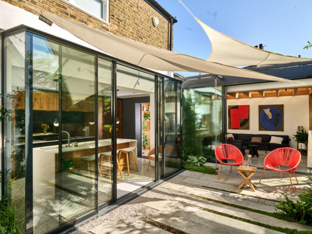 3 bedroom terraced house for sale in Ursula Street, London, SW11