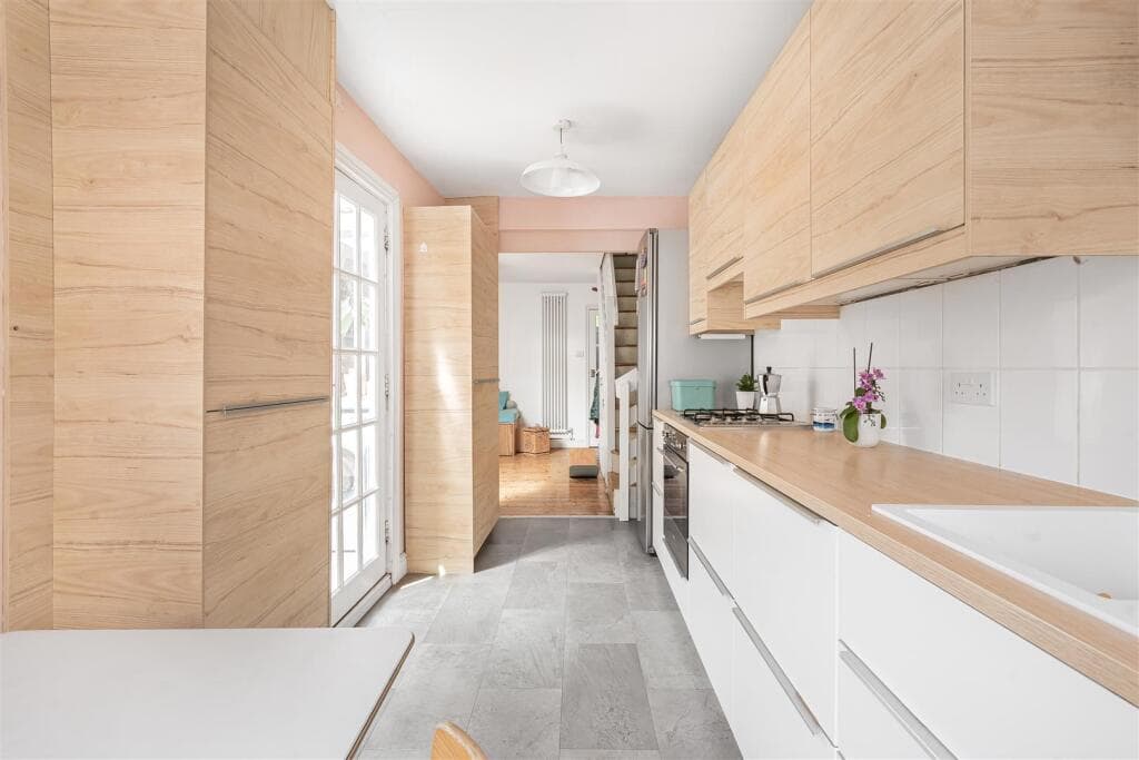 2 bedroom terraced house for sale in Way Lane, Waterbeach, Cambridge, CB25