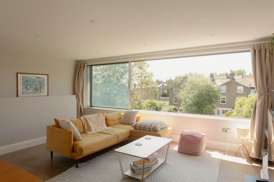 2 bedroom flat for sale in Second Floor Flat, Endwell Road, Brockley, London, SE4