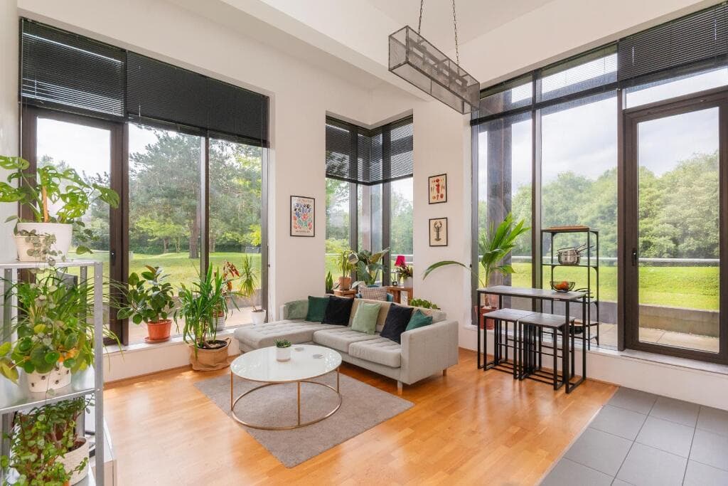 2 bedroom flat for sale in Lakeshore Drive, Bishopsworth, BS13