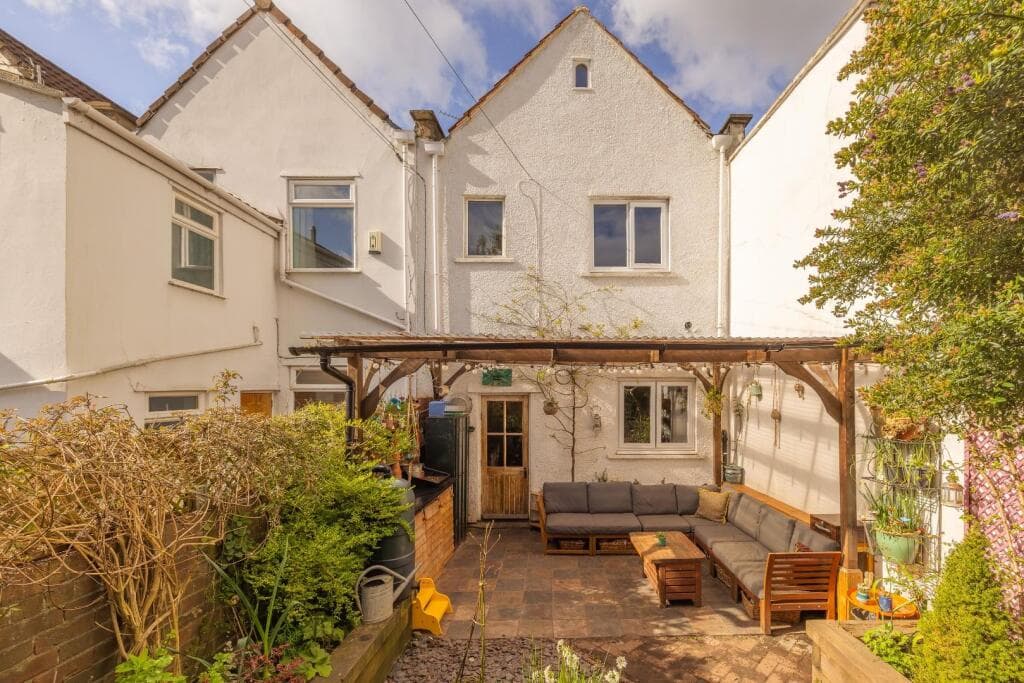 2 bedroom terraced house for sale in Whitehall Road, Redfield, BS5