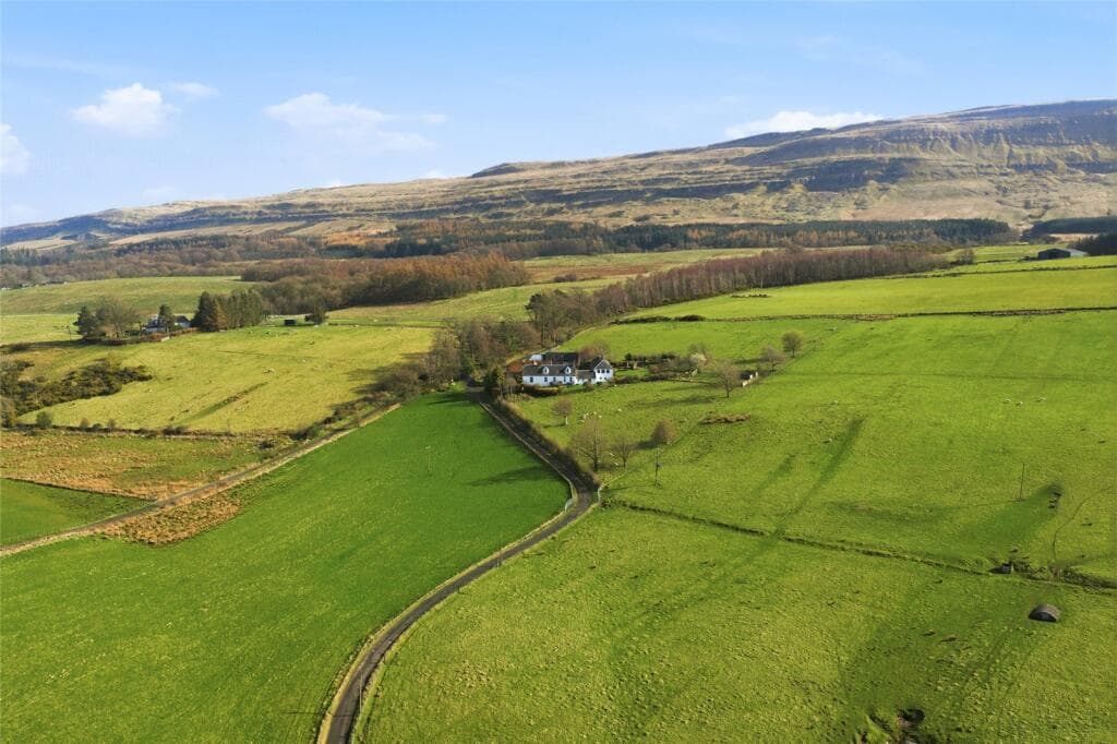 6 bedroom detached house for sale in Myreton, Kippen, Stirling, Stirlingshire, FK8