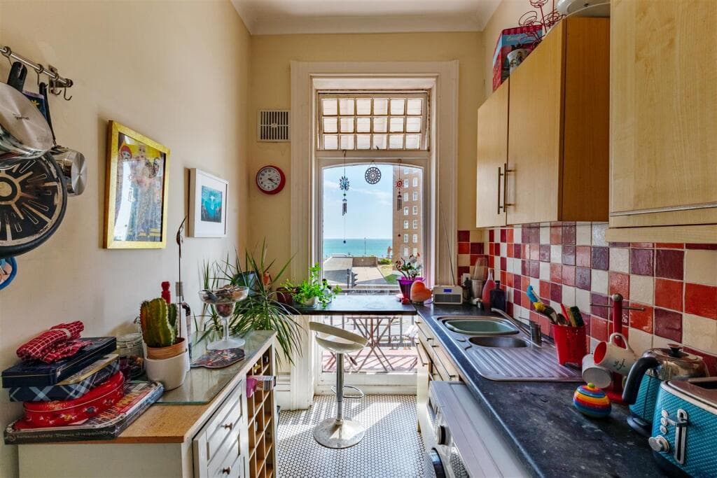 2 bedroom apartment for sale in St Catherines Terrace, Hove, BN3