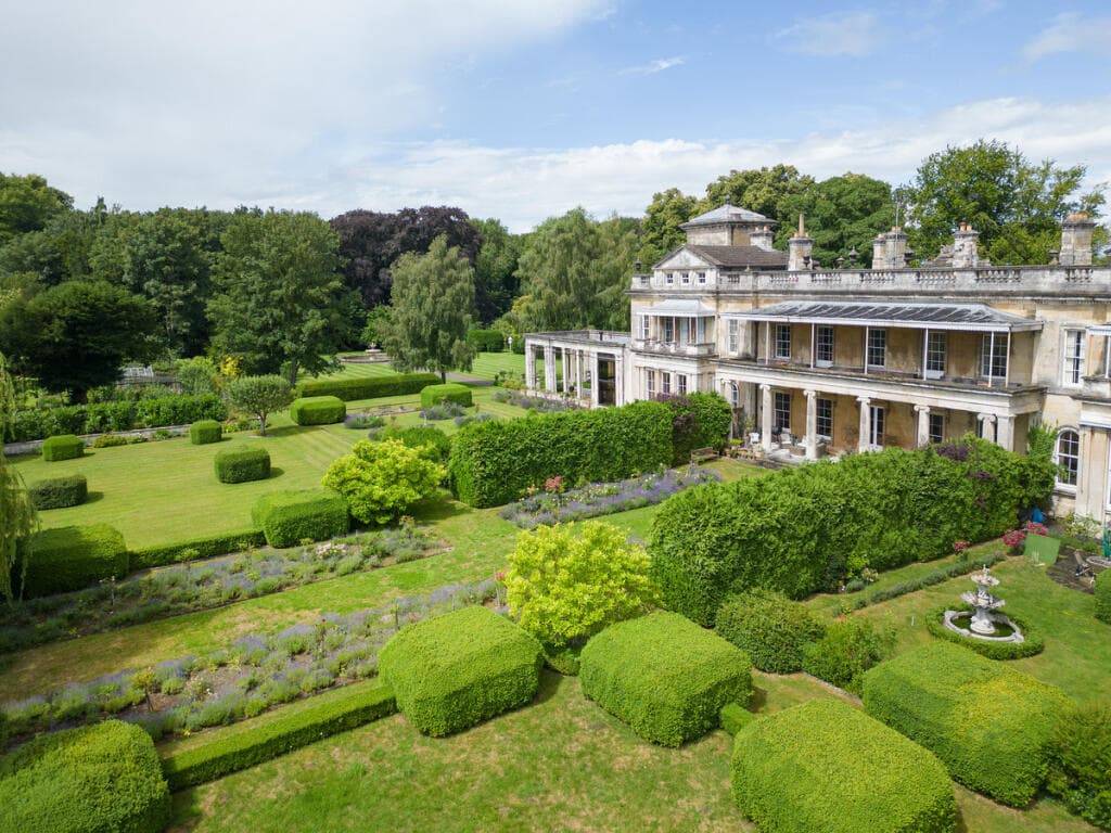 6 bedroom country house for sale in Grimston Park, Tadcaster, LS24