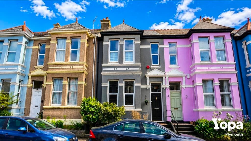 3 bedroom terraced house for sale in Old Park Road, Plymouth, PL3
