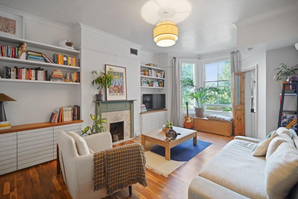 1 bedroom flat for sale in Devonshire Road, Forest Hill, London, SE23