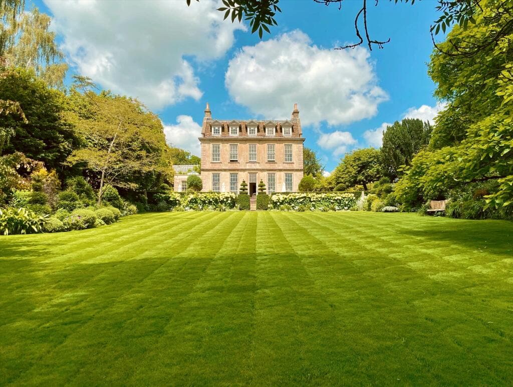 7 bedroom detached house for sale in High Street, Batheaston, Bath, Somerset BA1