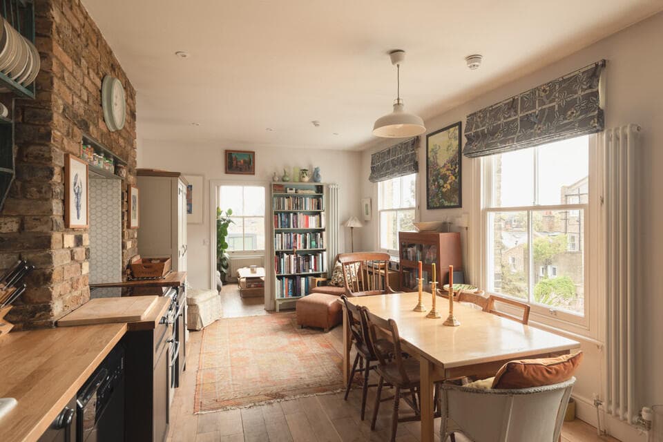 3 bedroom flat for sale in Talfourd Road, Peckham Rye, SE15