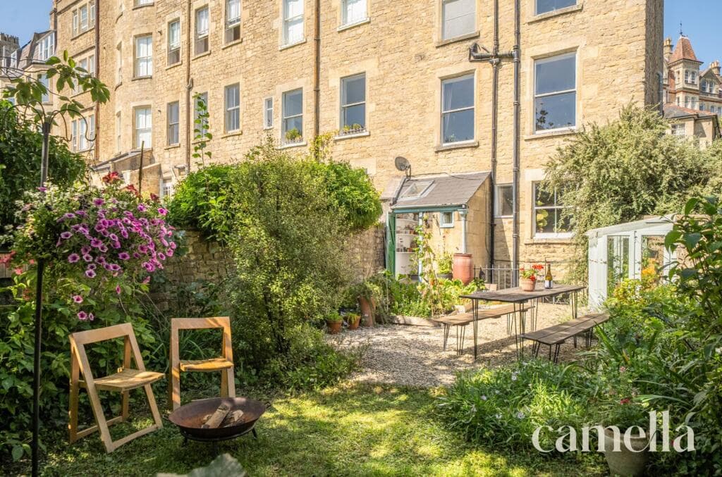 2 bedroom maisonette for sale in Spencers Belle Vue, Bath, BA1