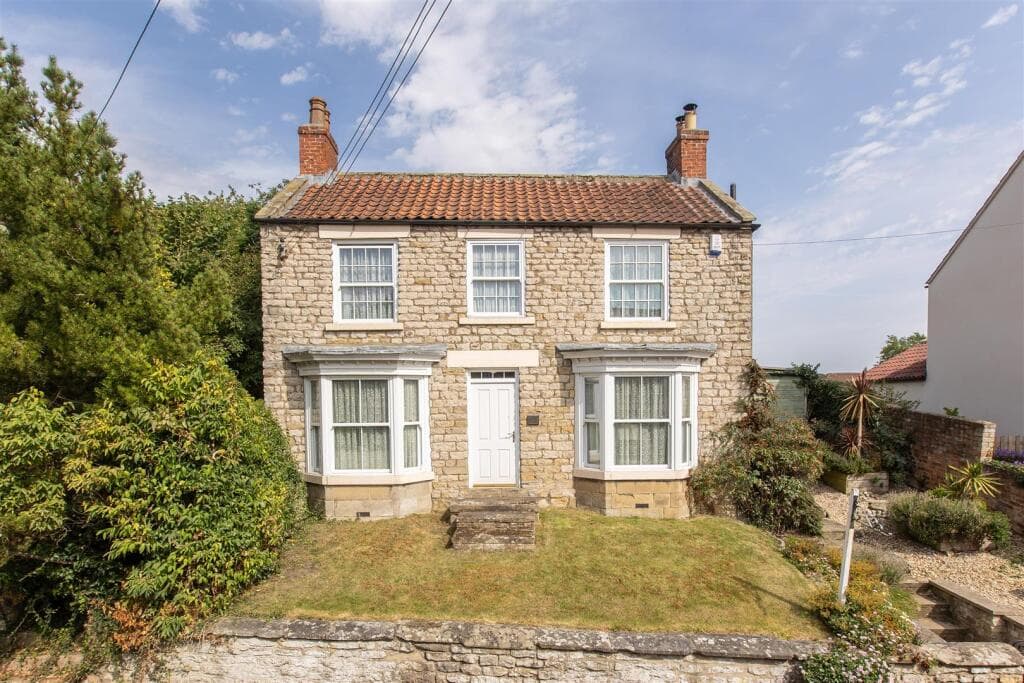 5 bedroom character property for sale in Main Street, Wombleton, York, YO62
