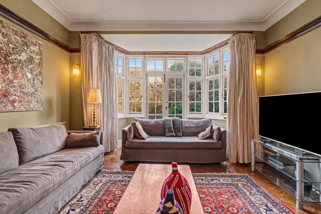 5 bedroom semi-detached house for sale in Anson Road, Willesden Green, London NW2