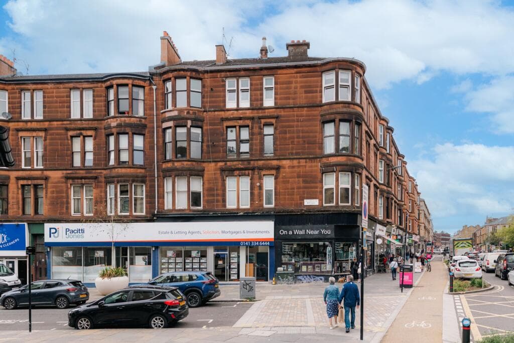 2 bedroom flat for sale in 151 Byres Road, Hillhead, G12