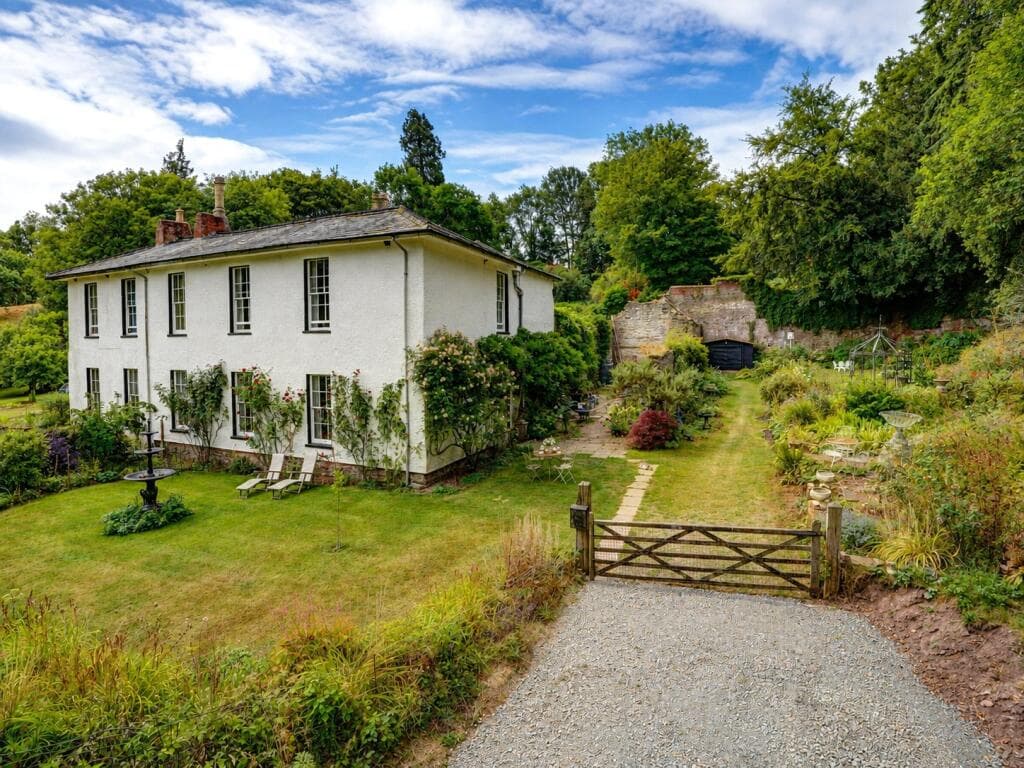 3 bedroom semi-detached house for sale in Wormelow, Hereford, Herefordshire, HR2
