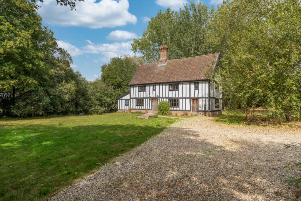 5 bedroom detached house for sale in Potash Lane, Hethel, NR14 8, NR14