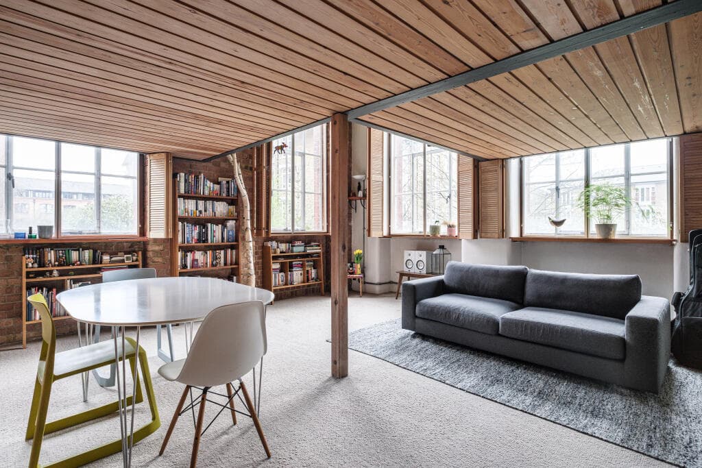 2 bedroom flat for sale in Manhattan Building, Bow, E3