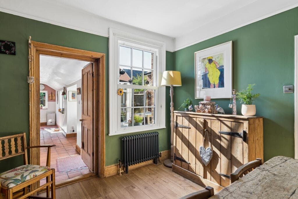 3 bedroom terraced house for sale in Holliday Street, Berkhamsted, HP4 , HP4