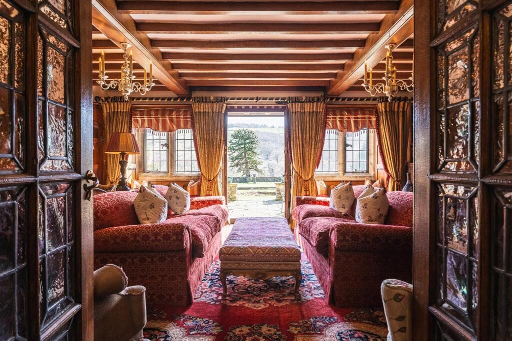 6 bedroom detached house for sale in Sugworth, Bradfield, Sheffield, S6